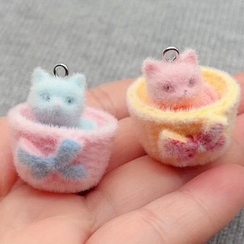 4pcs 3D plush resin cat pendan - Drop Earrings recension och pris