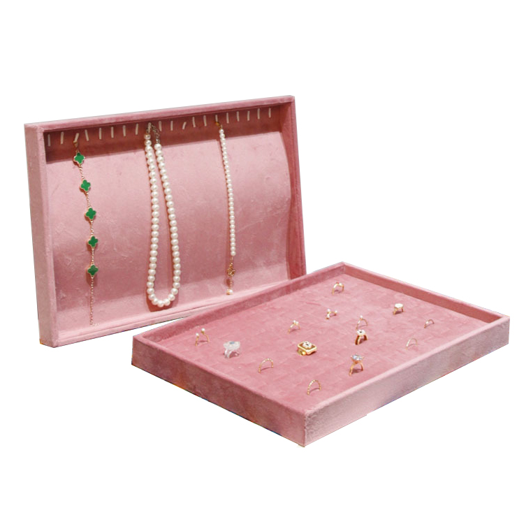 Pink Velvet Jewelry Display Tr - Jewelry Stores With Watches recension och pris
