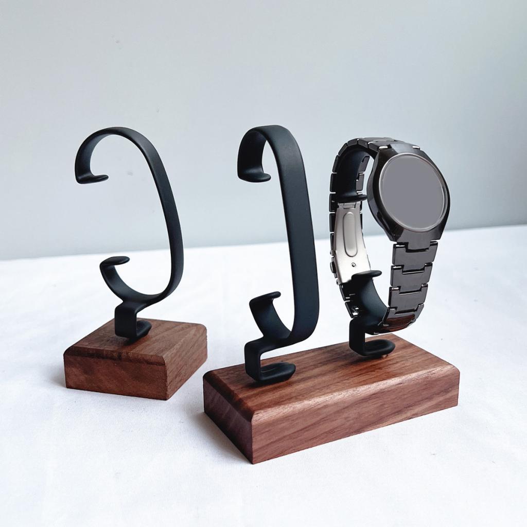 C Shaped Watch Display Stand S - Jewelry Stores With Watches recension och pris