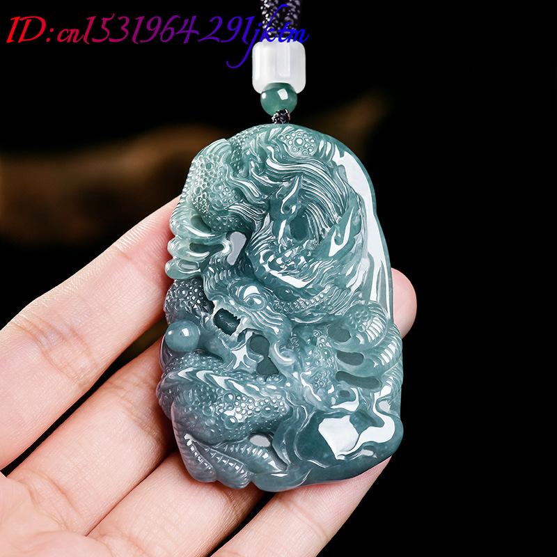 Natural Burmese Jadeite Dragon - Necklace Pendant recension och pris