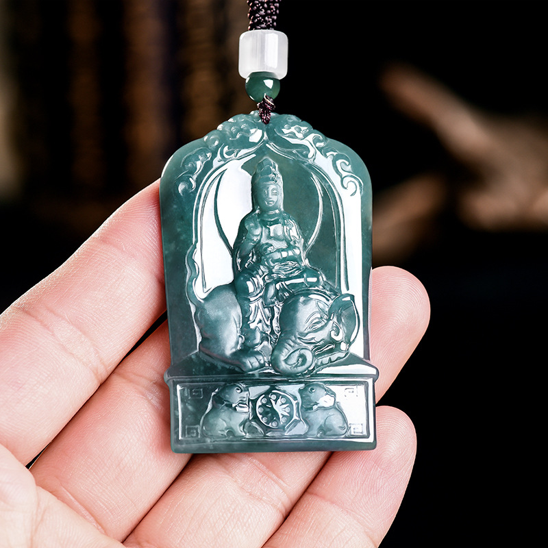Natural Burmese Jadeite Guanyi - Necklace Pendant recension och pris