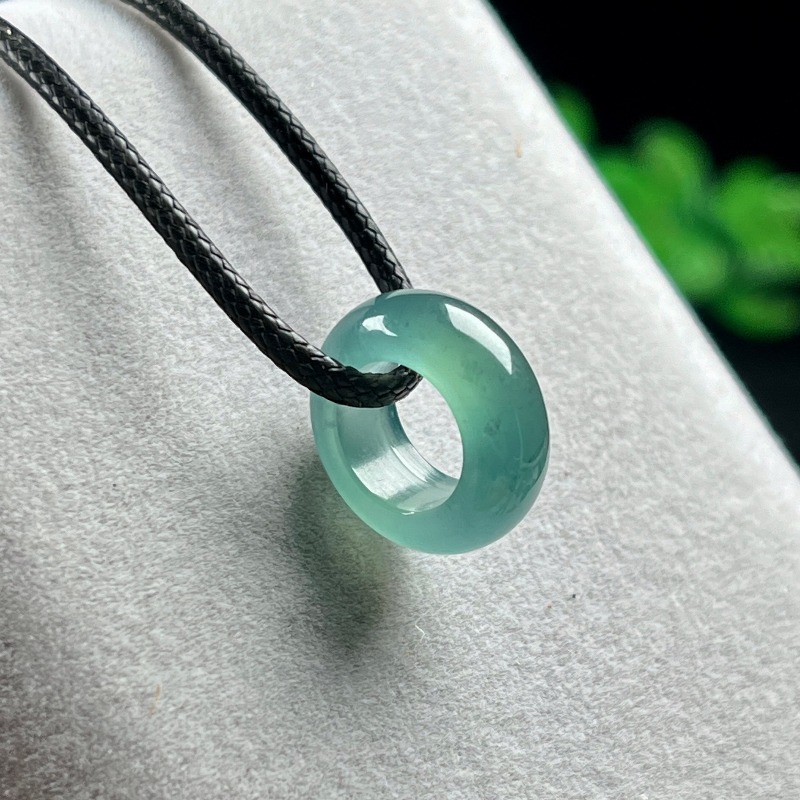 Natural Emerald Blue Water Luc - Necklace Pendant recension och pris
